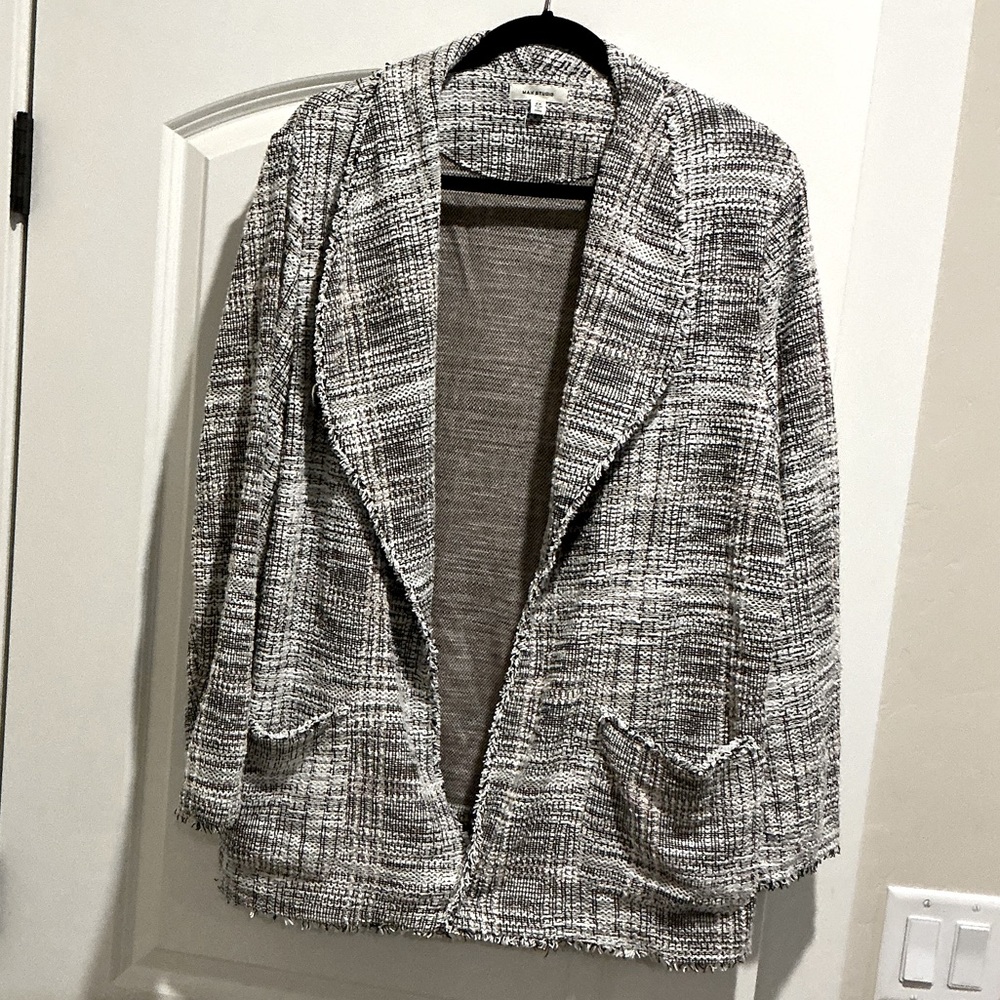 Chic Women's Gray Tweed Jacket